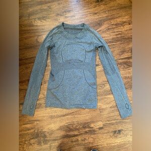 lululemon athletica Gray Long Sleeve Top
